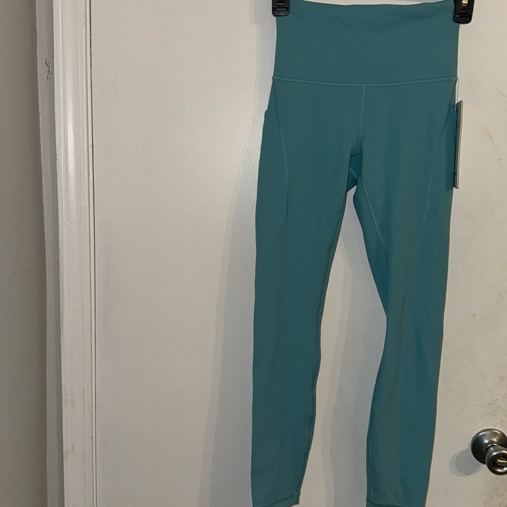 Lululemon Wunder Train HR 25” Pockets